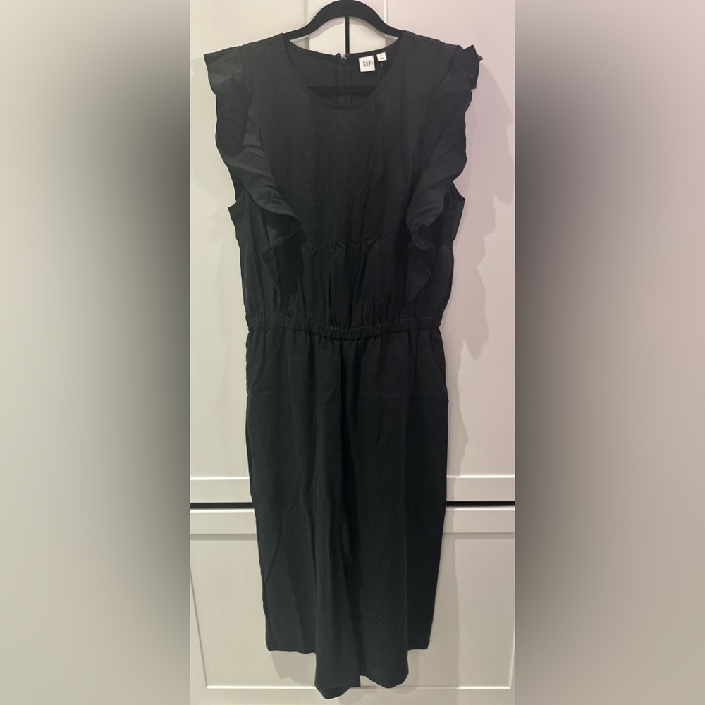 GAP - black jumpsuit